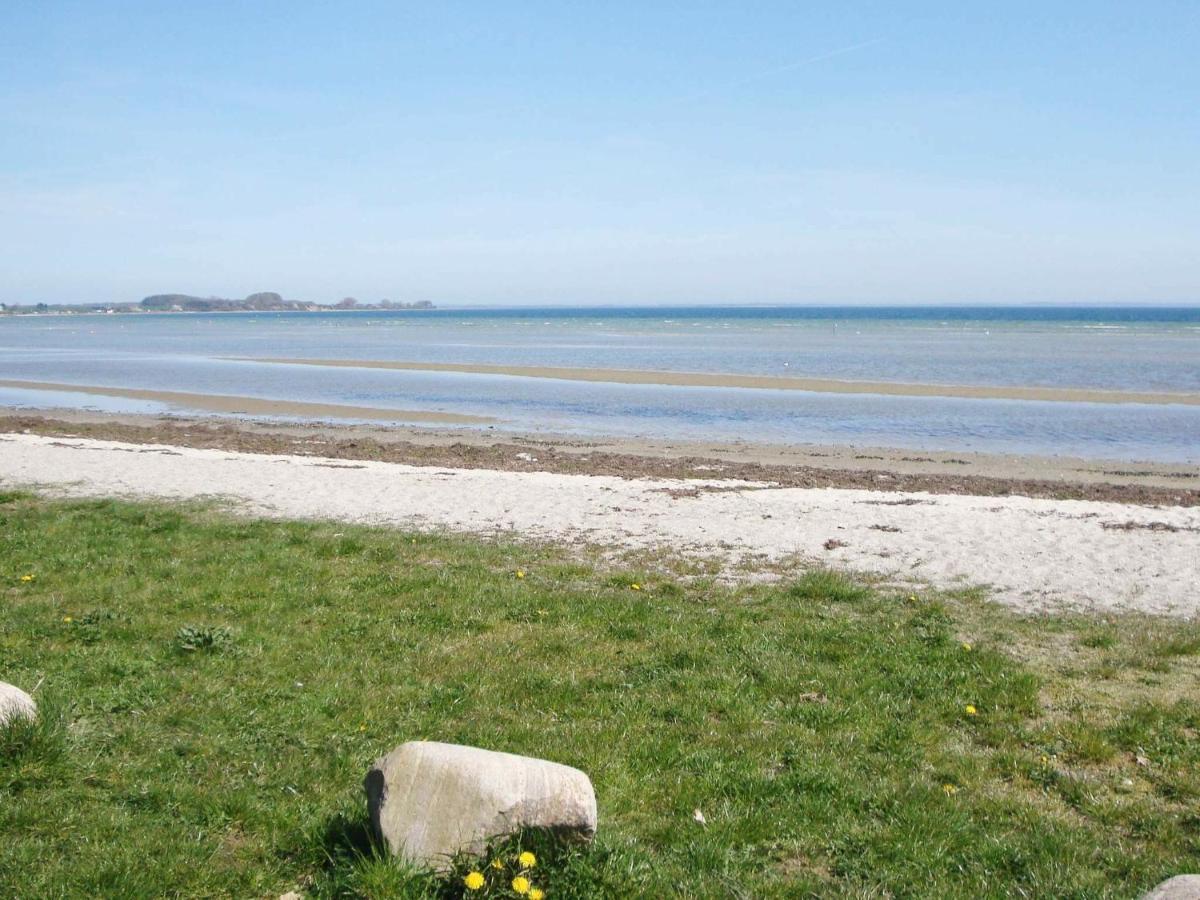 6 Person Holiday Home In Bjert Sønder Bjert Rom bilde