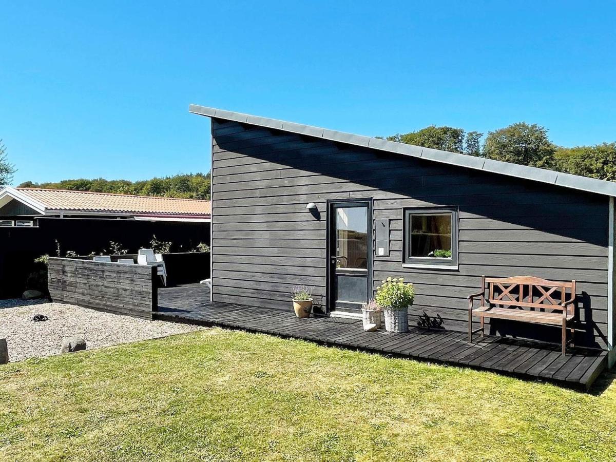 6 Person Holiday Home In Bjert Sønder Bjert Eksteriør bilde